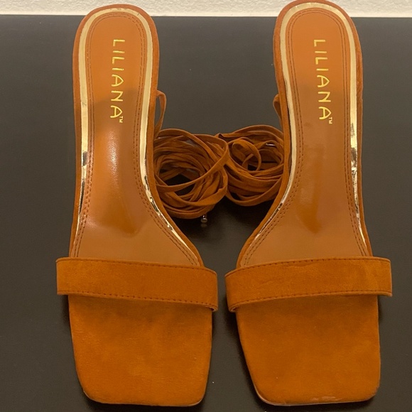 LILIANA VITA- 2 STRAPPY HIGH HEEL - Picture 2 of 4